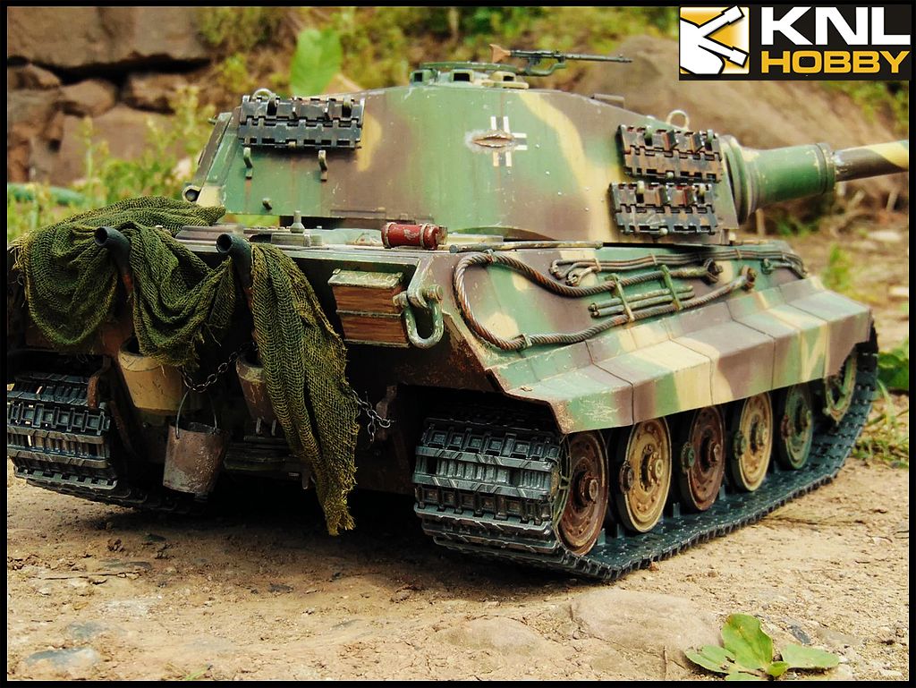 Camouflage Green King Tiger Tank KNL HOBBY